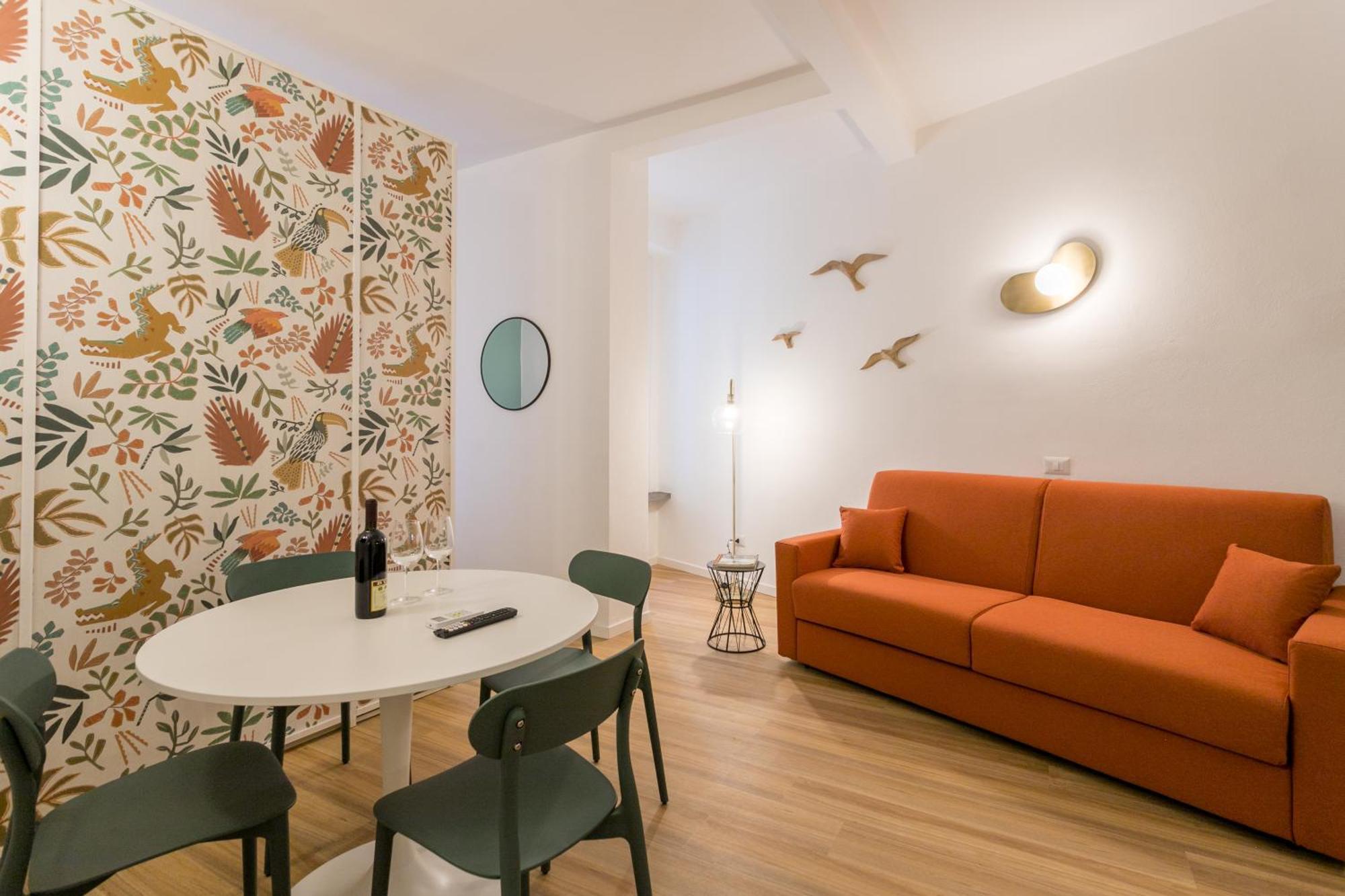 Co99- Large Lanzone Appartement *